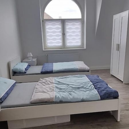 Ferienwohnung Fuer Bis Zu 6 Personen Zu Vermieten! Оберхаузен Экстерьер фото